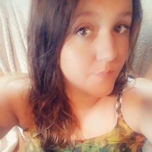 Meet your Posher, Desiree